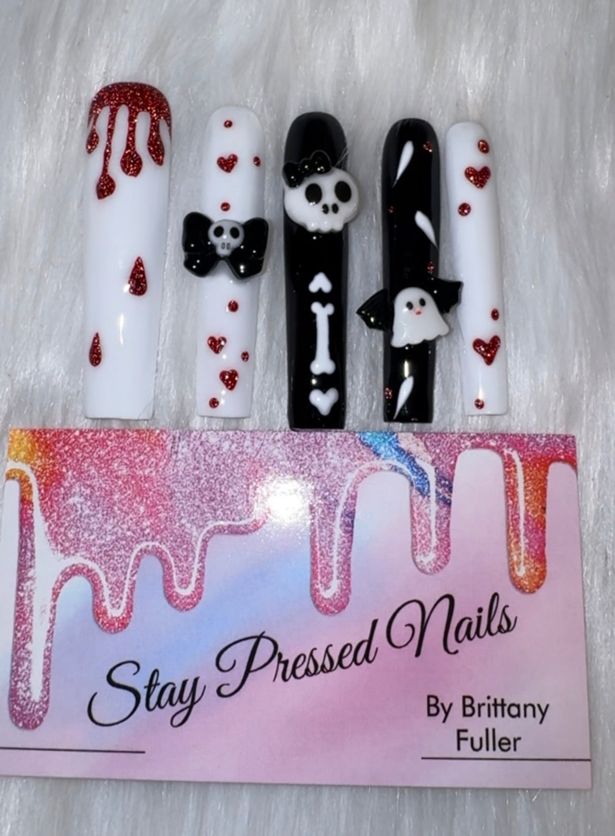 Bones 🦴 Halloween Nails Size Medium (Ready to Ship)
