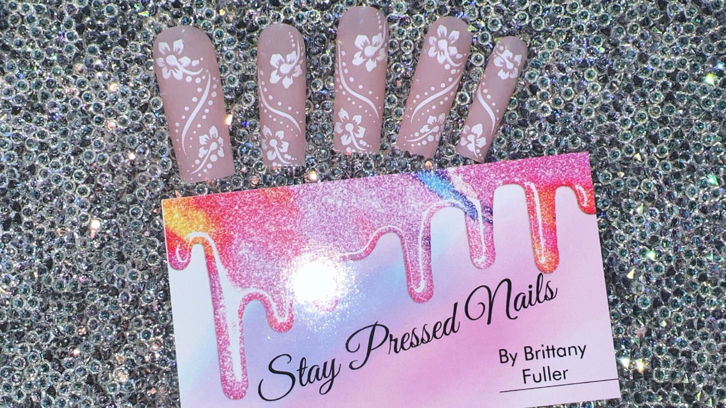 Hawaiian Flower Press On Nails