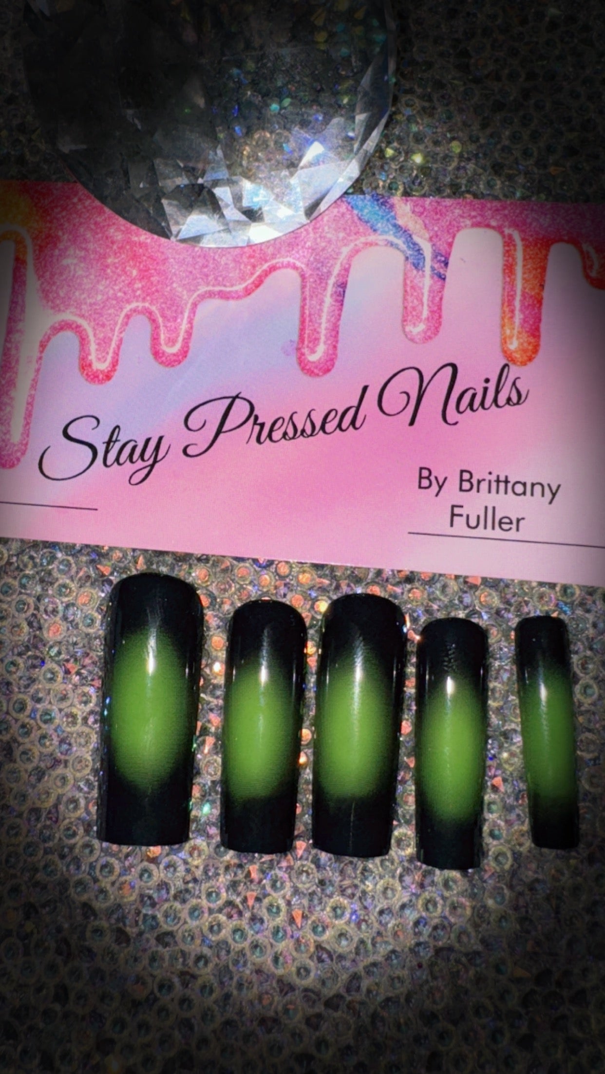 Black & Green Airbrushed Press On Nails