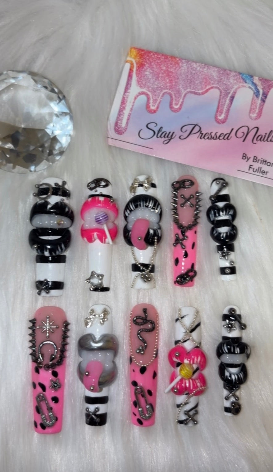 Pink Venom 🖤💗 Press On Nails Size Large