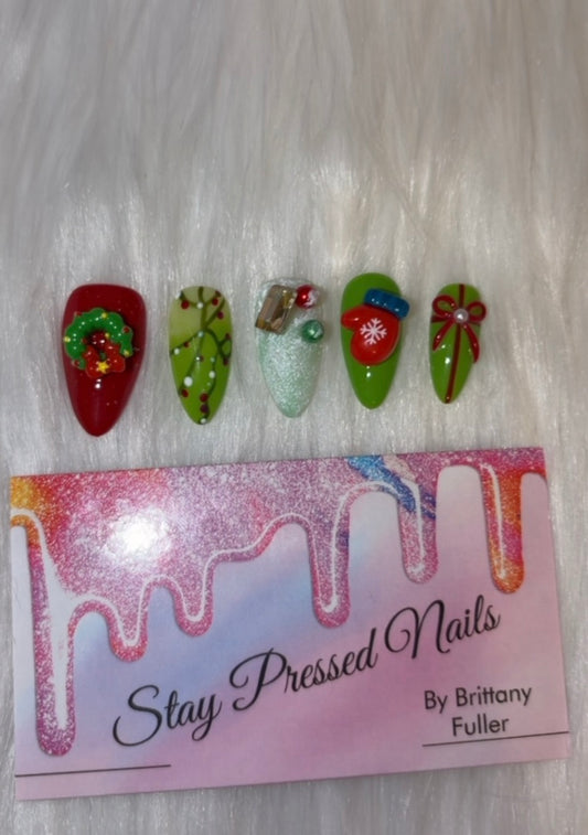 Christmas Spirit Press On Nails Size Large