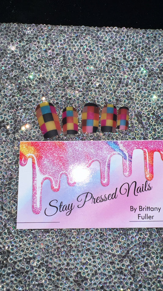 Square Pattern Press On Nails